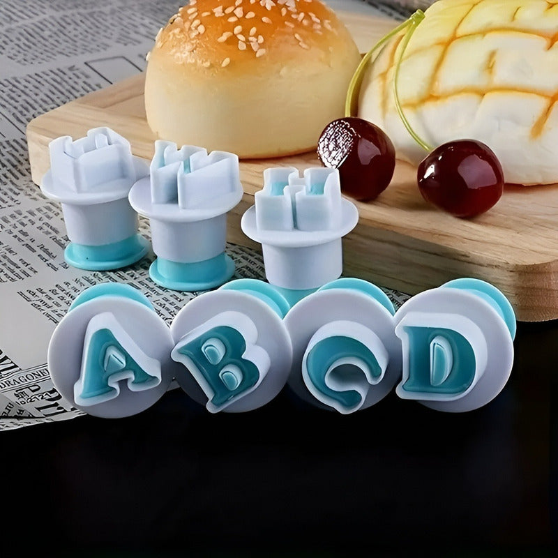 26 Cortador Fondant Letras Mayuscula Cortadores Con Expulsor