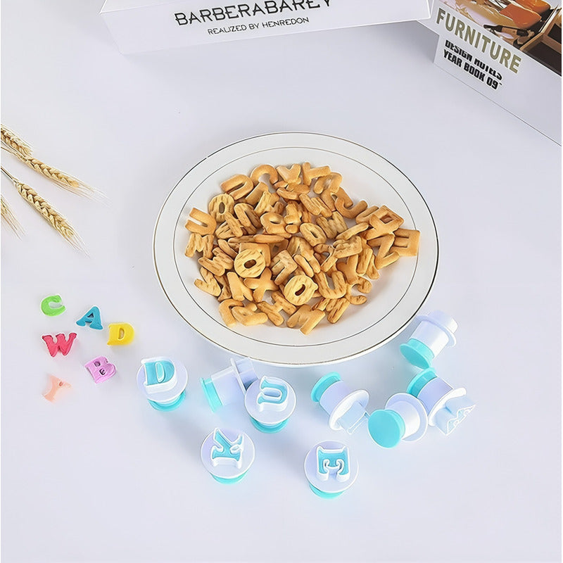 26 Cortador Fondant Letras Mayuscula Cortadores Con Expulsor