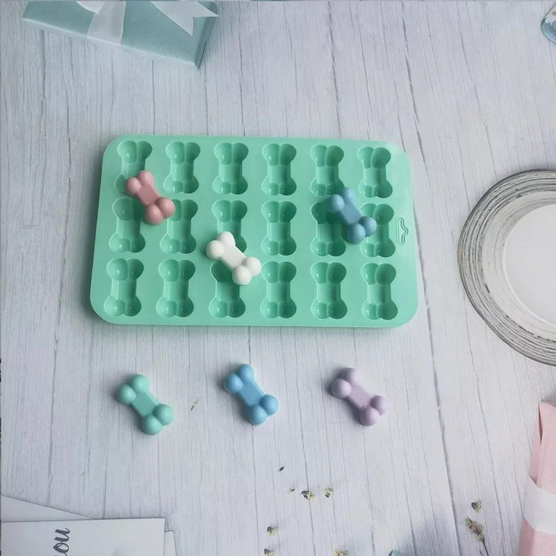 Pack X4 Molde De Silicona Moldes Silicona Moldes Huesito 18c Colores